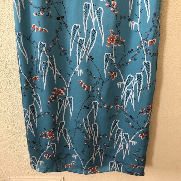 Zara Deep V Silk Patterned Midi Dress XS - Picture 4 of 4